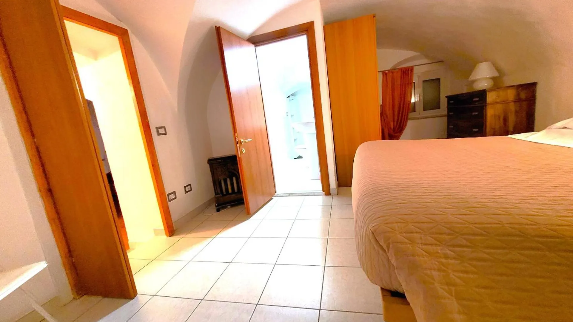 Rvh Apartment Sanremo Italia